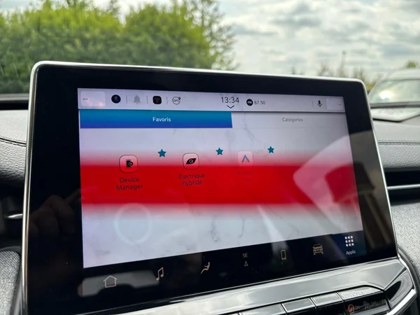 JEEP Compass (2023) — foto 16 van 24