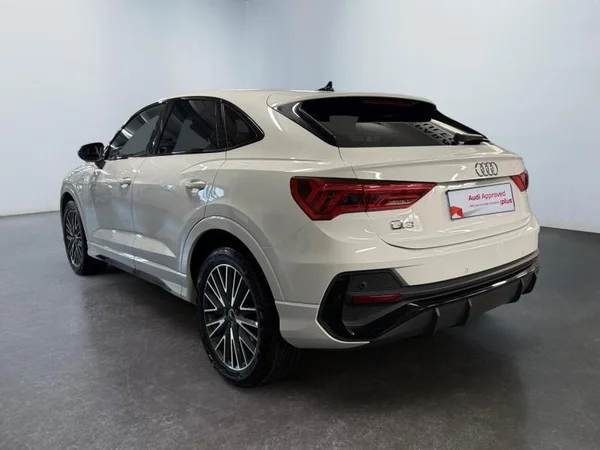 AUDI Q3 Sportback (2020) — foto 26 van 29