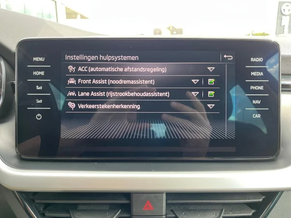 SKODA Scala (2022) — foto 7 van 21