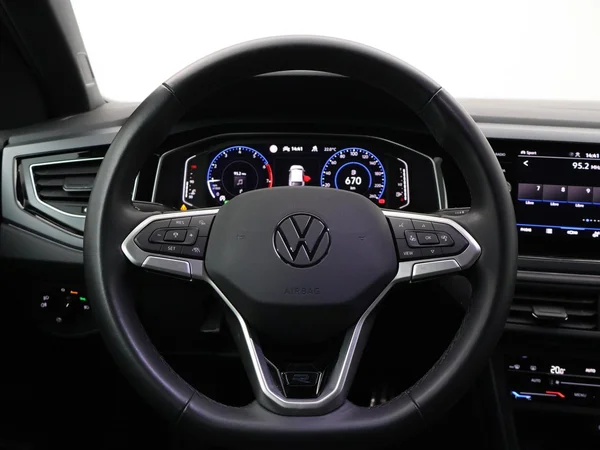 VOLKSWAGEN Taigo (2025) — foto 4 van 28