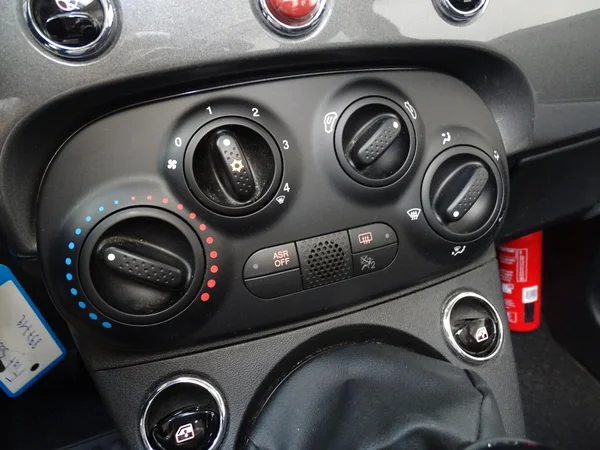 Fiat 500C (2017) — foto 10 van 23