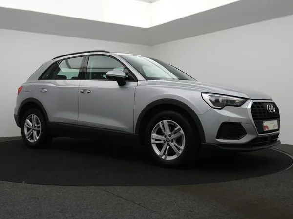 Audi Q3 (2019) — foto 24 van 27