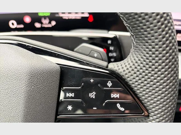 Audi Q3 Sportback (2026) — foto 4 van 28