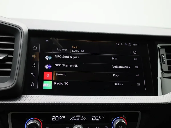 Audi A1 Sportback (2023) — foto 13 van 39