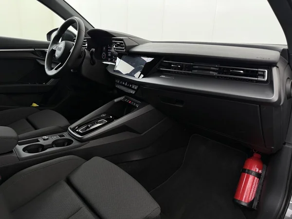 AUDI A3 Sportback (2025) — foto 10 van 18