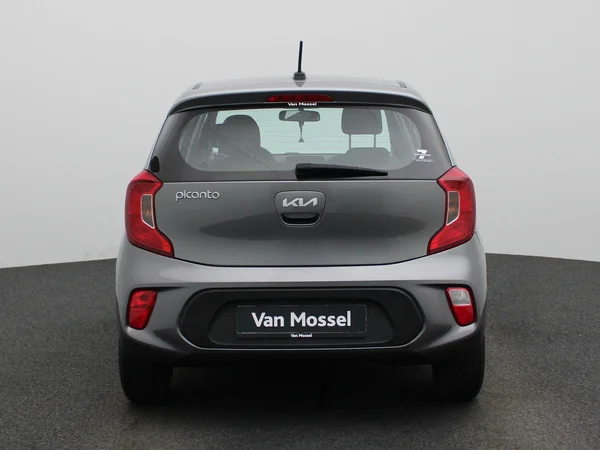 Kia Picanto (2023) — foto 28 van 32