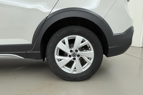 Volkswagen Taigo (2024) — foto 14 van 17