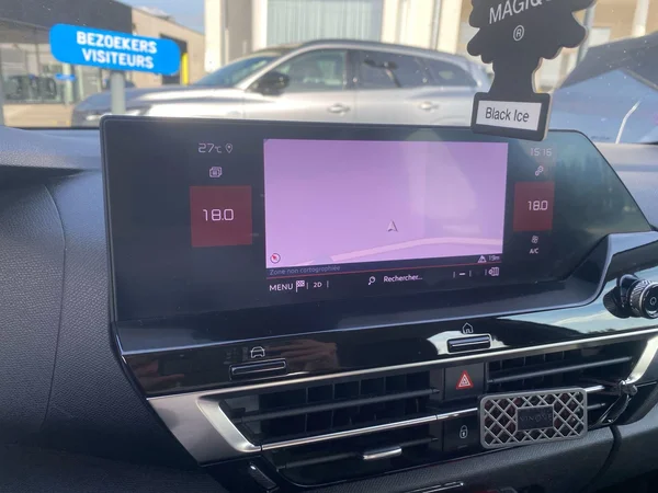 Citroën C4 (2021) — foto 3 van 14