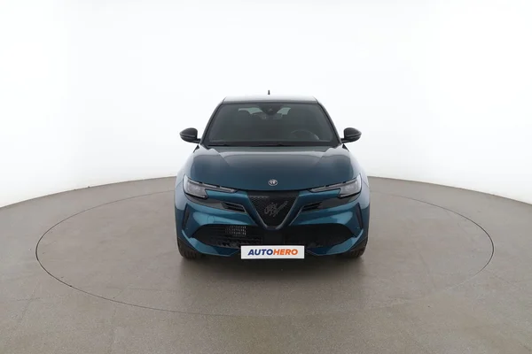 Alfa Romeo Junior (2025) — foto 15 van 16