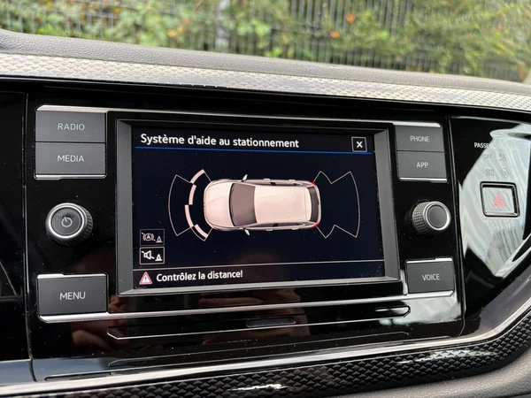 VOLKSWAGEN Polo (2023) — foto 5 van 18