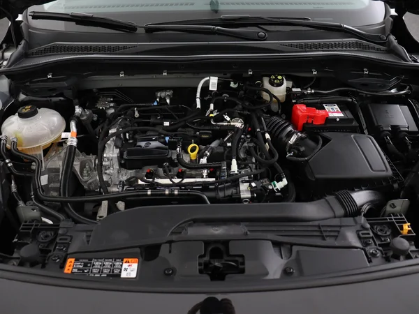 FORD Kuga (2024) — foto 6 van 28