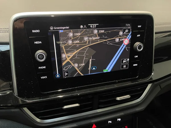 VOLKSWAGEN T-Roc (2025) — foto 14 van 14