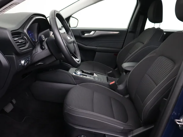 FORD Kuga (2022) — foto 2 van 29