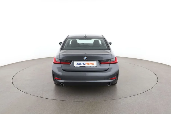 BMW 3-serie (2021) — foto 11 van 16