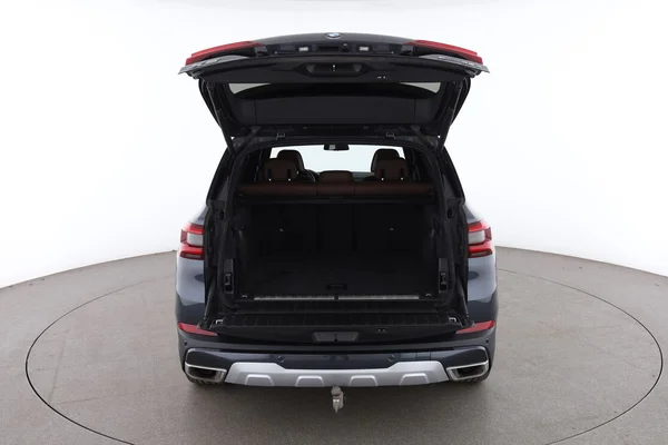 BMW X5 (2020) — foto 7 van 16
