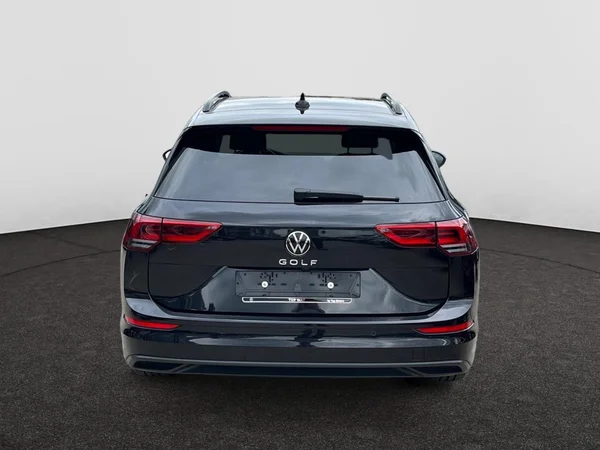 VOLKSWAGEN Golf VIII SW (2025) — foto 15 van 22
