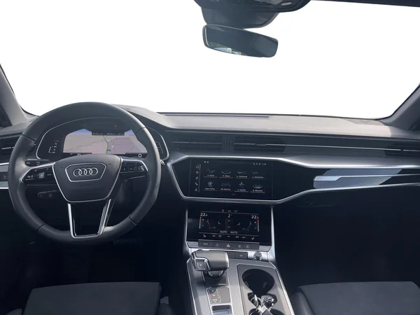 AUDI A6 Avant (2023) — foto 9 van 13