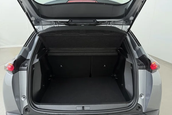 Peugeot 2008 (2025) — foto 13 van 17