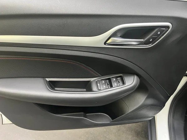 MG ZS (2024) — foto 16 van 19