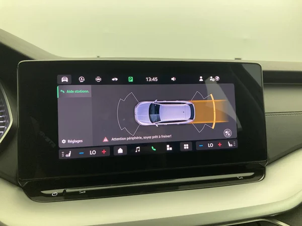 SKODA Octavia Combi (2025) — foto 5 van 36