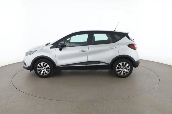 Renault Captur (2018) — foto 9 van 16