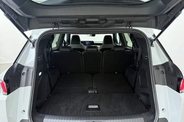 Peugeot 5008 (2025) — foto 15 van 19