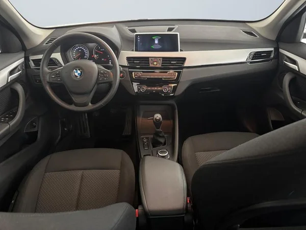 BMW X1 Dsl (F48 LCI) (2021) — foto 22 van 28