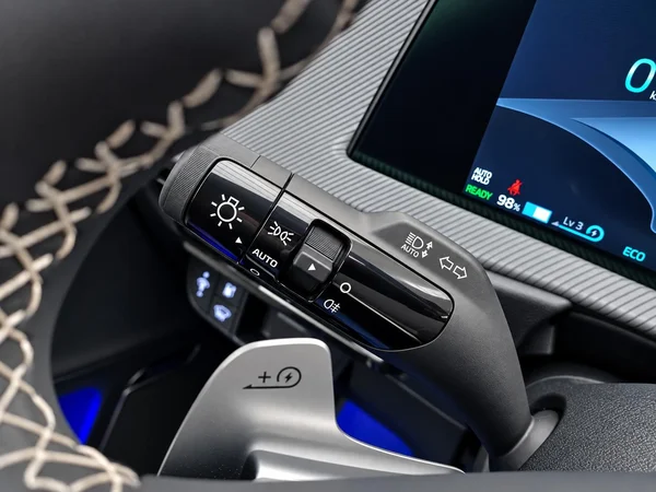 Kia EV6 (2023) — foto 10 van 26