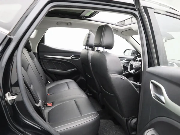 MG ZS EV (2021) — foto 30 van 45