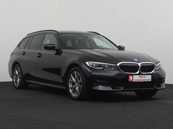 BMW 320 (2021) — foto 25 van 30