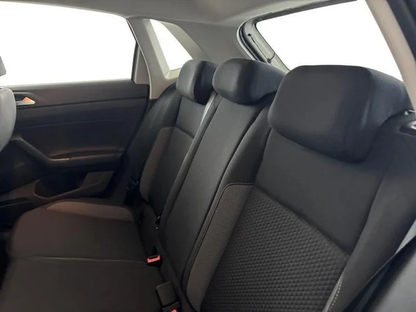VOLKSWAGEN Polo (2022) — foto 4 van 17
