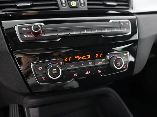 BMW X1 (2022) — foto 17 van 33