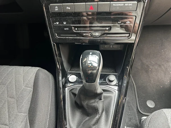 VOLKSWAGEN T-Cross (2026) — foto 9 van 10