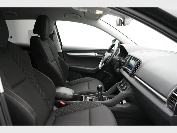 SKODA Karoq (2020) — foto 13 van 26