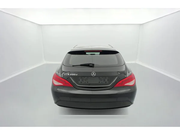 MERCEDES-BENZ CLA 200 (2019) — foto 14 van 36
