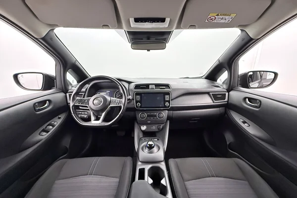Nissan Leaf (2021) — foto 13 van 41