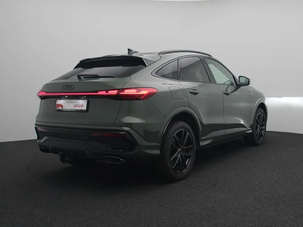 AUDI Q5 Sportback (2025) — foto 16 van 21