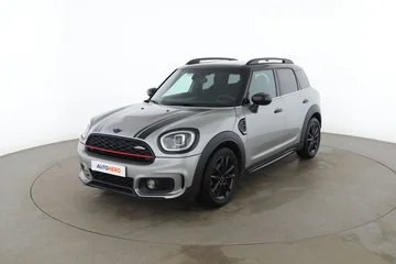 MINI Countryman 816ea945-62b7-4dea-b32f-169af1267a3c