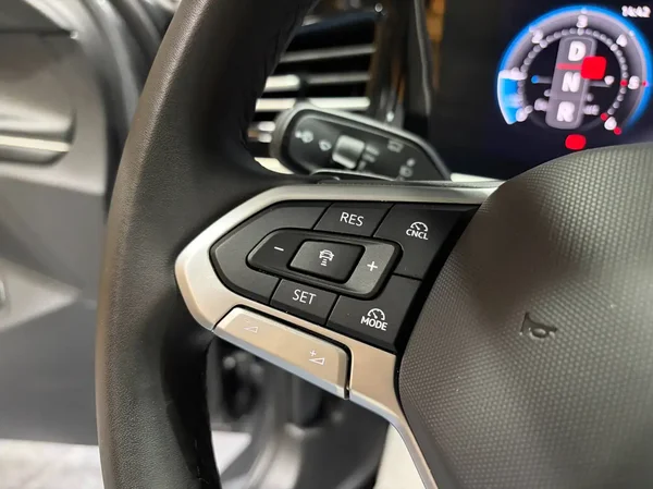Volkswagen Passat (2024) — foto 4 van 31