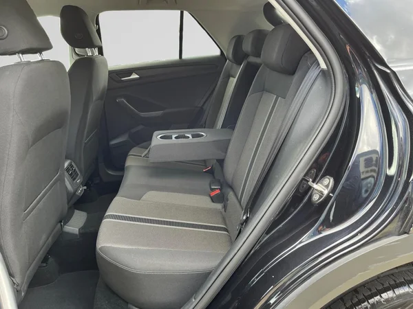 VOLKSWAGEN T-Roc (2021) — foto 17 van 20
