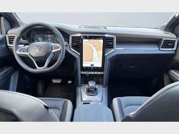 VOLKSWAGEN Amarok Double Cab (2026) — foto 3 van 19