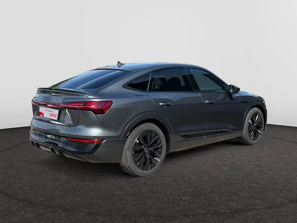 AUDI Q8 e-tron Sportback (2025) — foto 20 van 26