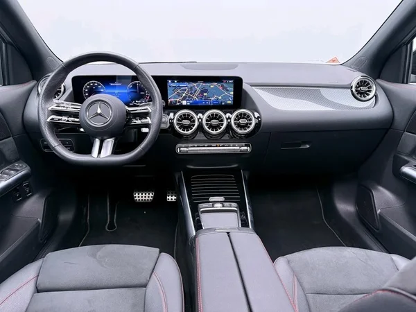 Mercedes-Benz GLA (2025) — foto 4 van 6