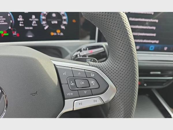 VOLKSWAGEN Passat SW (2026) — foto 7 van 24