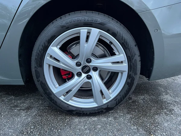 AUDI A5 (2025) — foto 16 van 24
