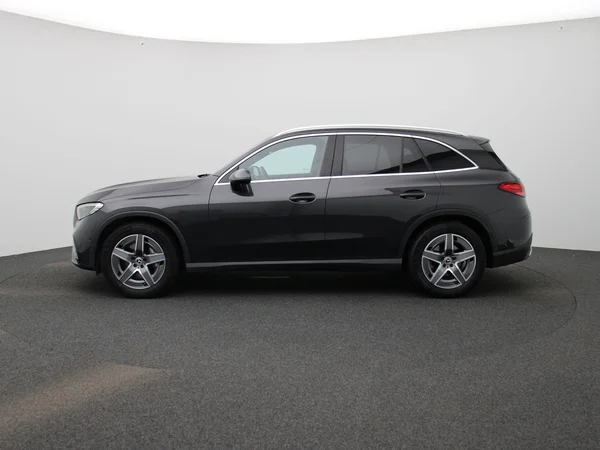 Mercedes-Benz GLC (2025) — foto 34 van 49