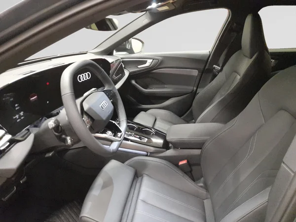 AUDI A5 Avant e-hybrid (PHEV) (2026) — foto 3 van 24
