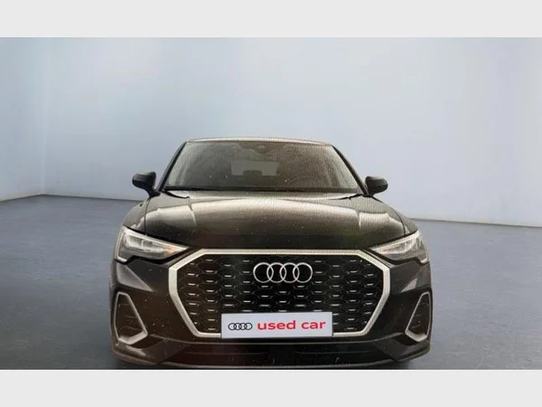 Audi Q3 Sportback (2021) — foto 8 van 15