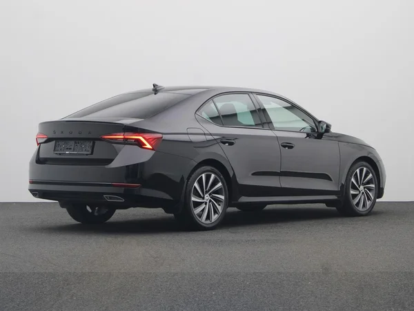 SKODA Octavia (2022) — foto 12 van 25