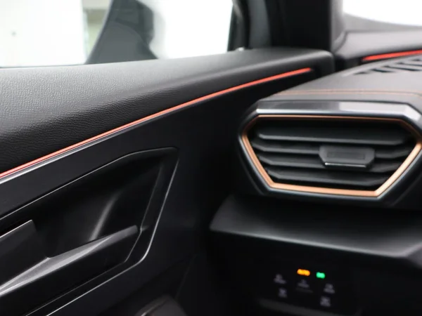 CUPRA Formentor (2024) — foto 14 van 33
